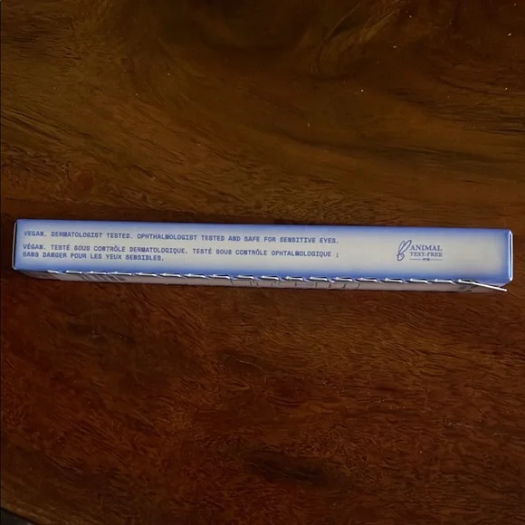 Lash Black Mascara - Picture 3 of 6